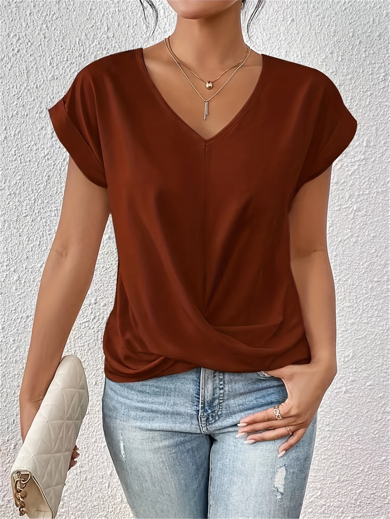 Cleo T-Shirt | Sweetheart-Ausschnitt mit komfortabler Passform