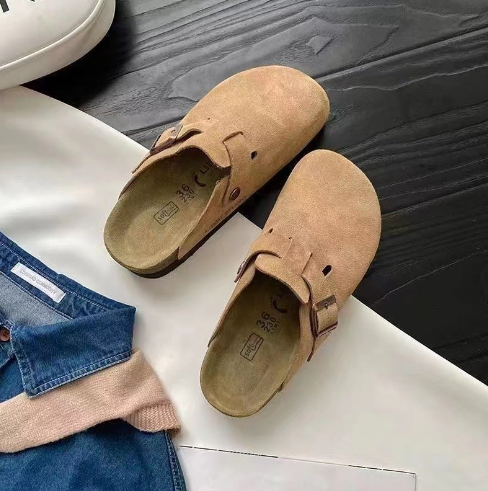 Schlupfclogs Aus Pu-Leder | Verstellbare Schnalle Für Komfort Und Stil