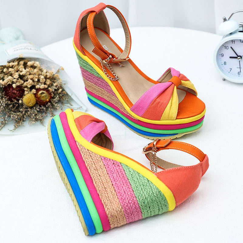 Chiara | Plateau-Sandalen Im Regenbogen-Look