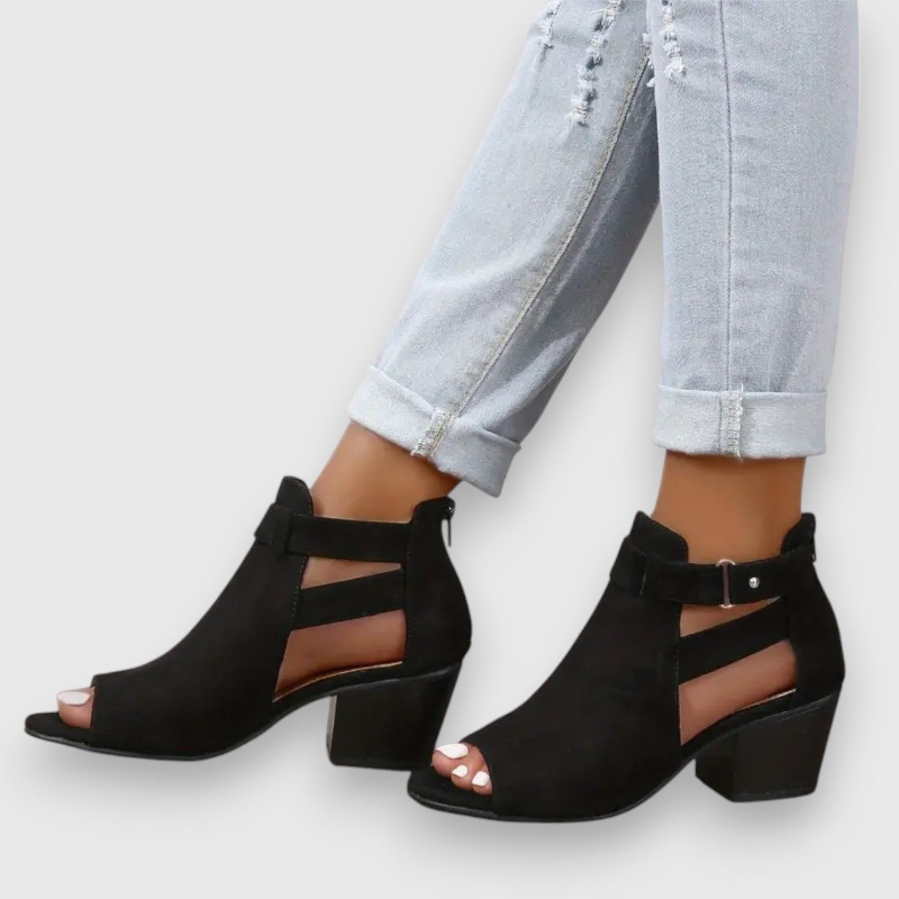 Nadia Blockabsatz-Sandalen | Retro-Cut-Out-Look