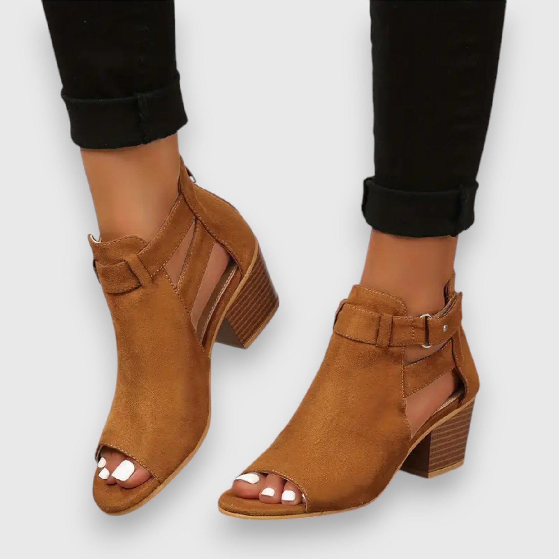 Nadia Blockabsatz-Sandalen | Retro-Cut-Out-Look