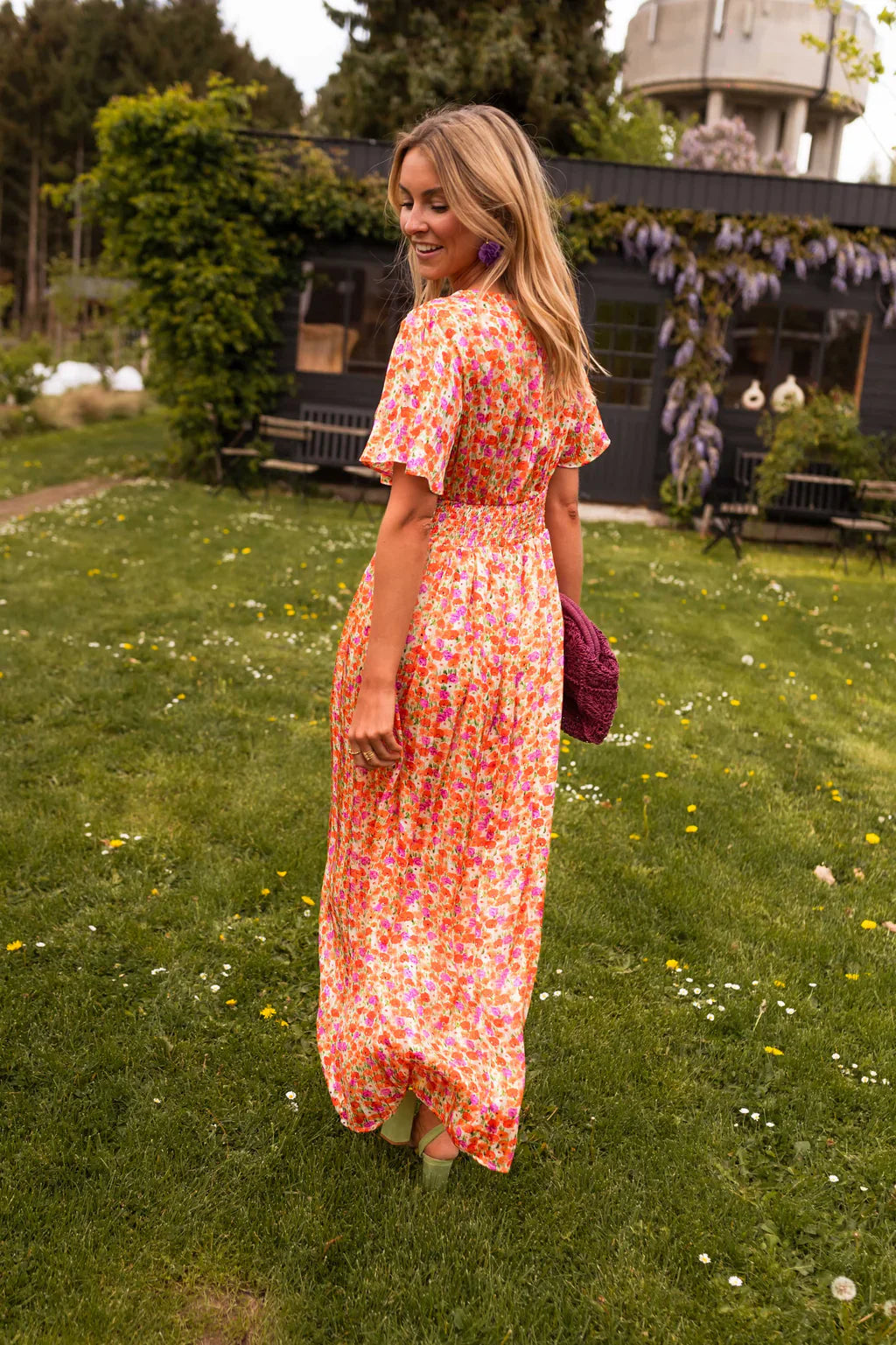 Marlene | Leichtes Blumenkleid mit femininer Passform