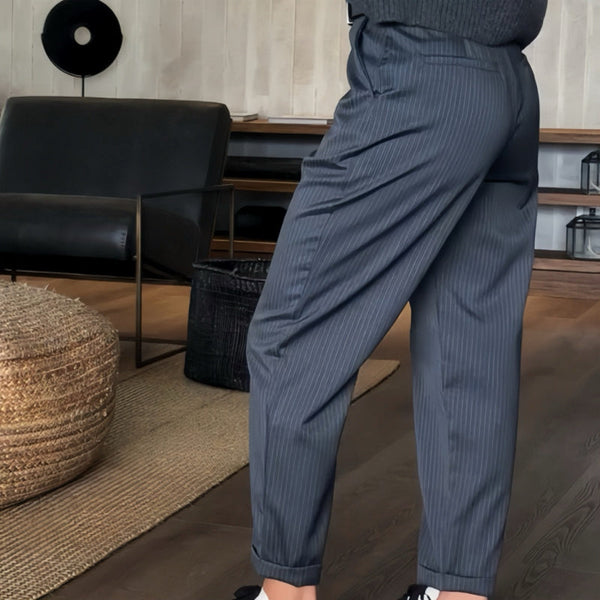 Mathilda | Streifen Anzughose mit hohem Bund und Elegantem Schnitt