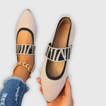 Klarstellen | Handgefertigte Ballerinas aus Strick