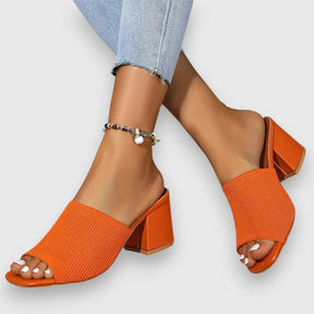 Karina Sandalen | Farbblock-Design