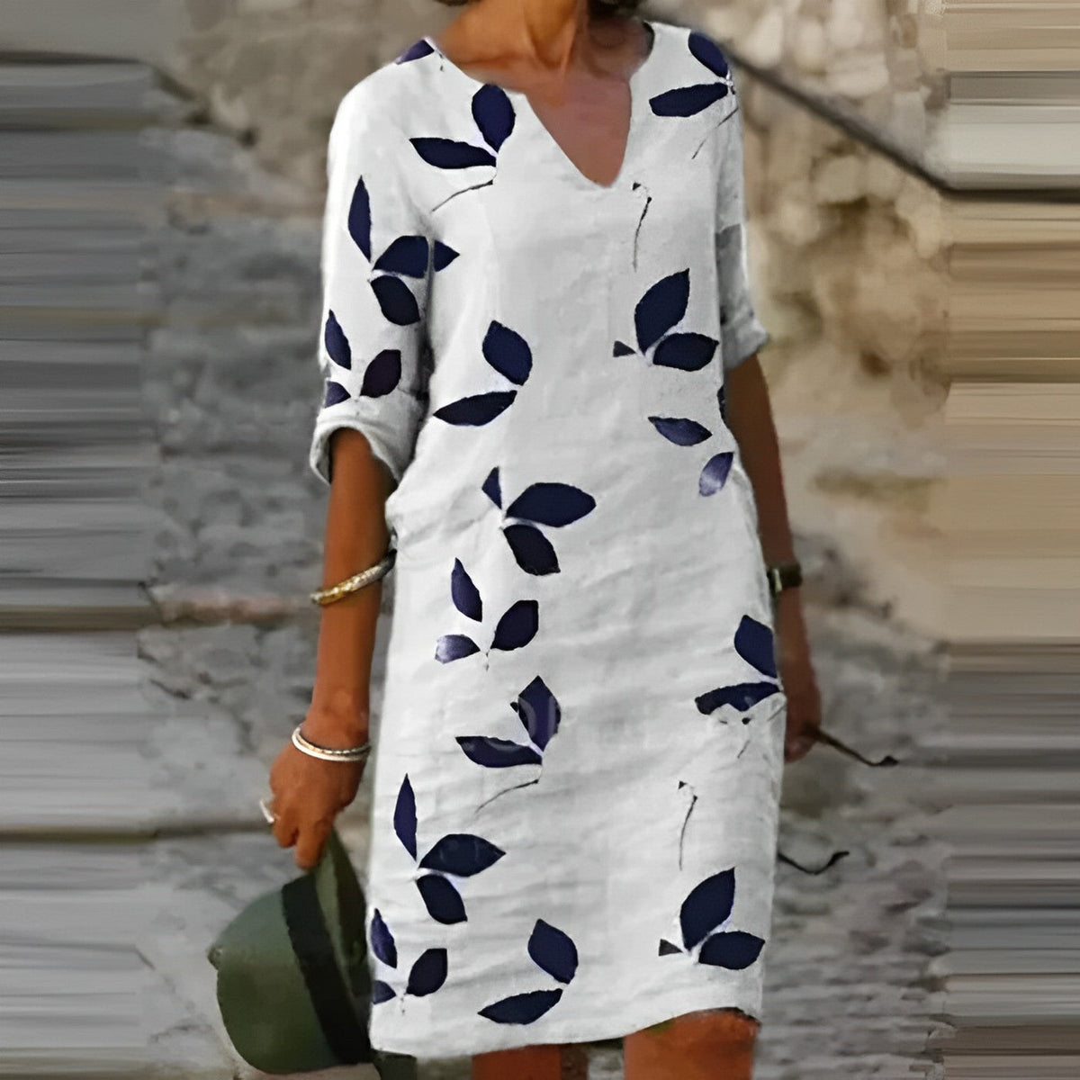 Bea | Sommerkleid Mit Blätterprint Und Femininer Silhouette